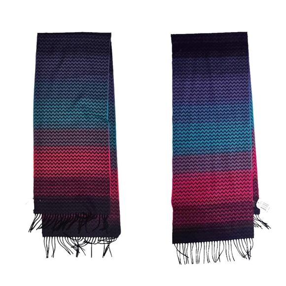 NWT Softer Than Cashmere D&Y Ombre Chevron Scarf Rectangle Fringe ZDB080409 - Picture 2 of 4